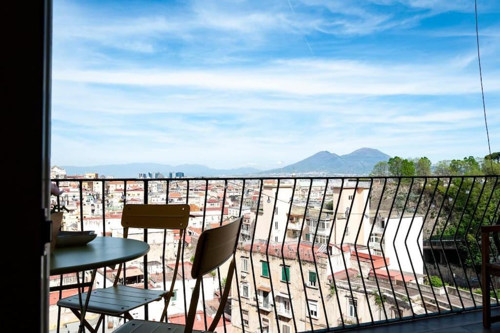 Olivella21 Luxury Apartment Montesanto Napels Buitenkant foto