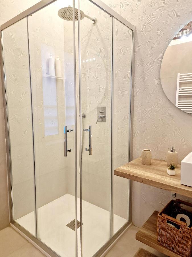 Olivella21 Luxury Apartment Montesanto Napels Buitenkant foto