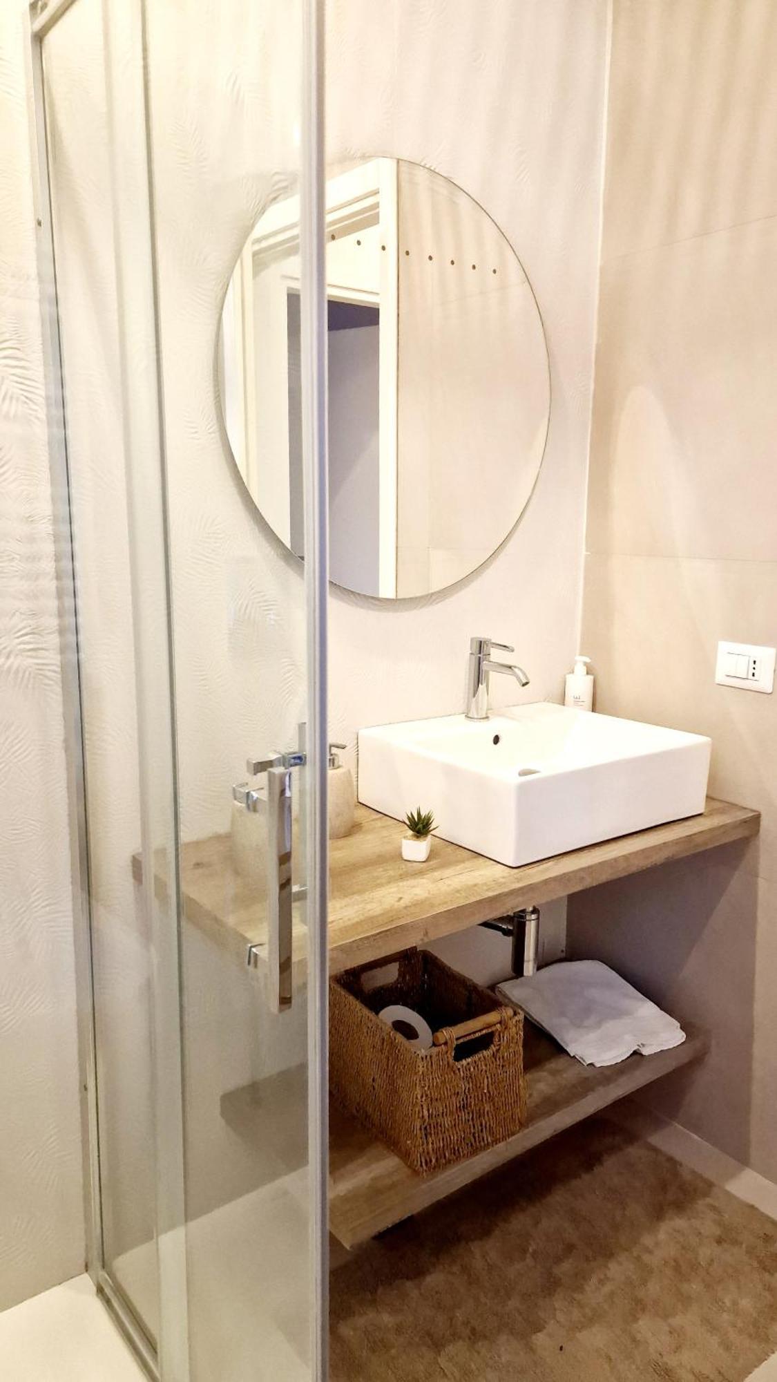 Olivella21 Luxury Apartment Montesanto Napels Buitenkant foto